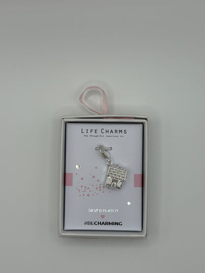 #BeCharming Tiny house charm