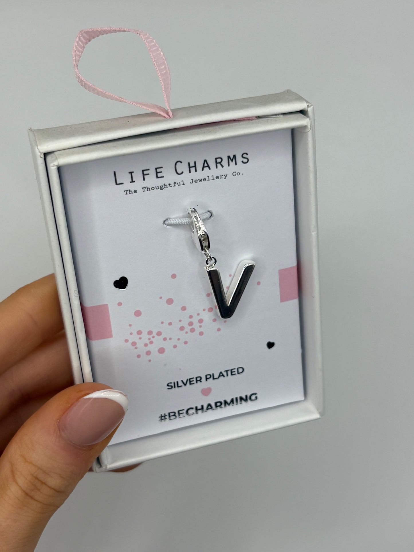 #BeCharming Life Charm Letter V